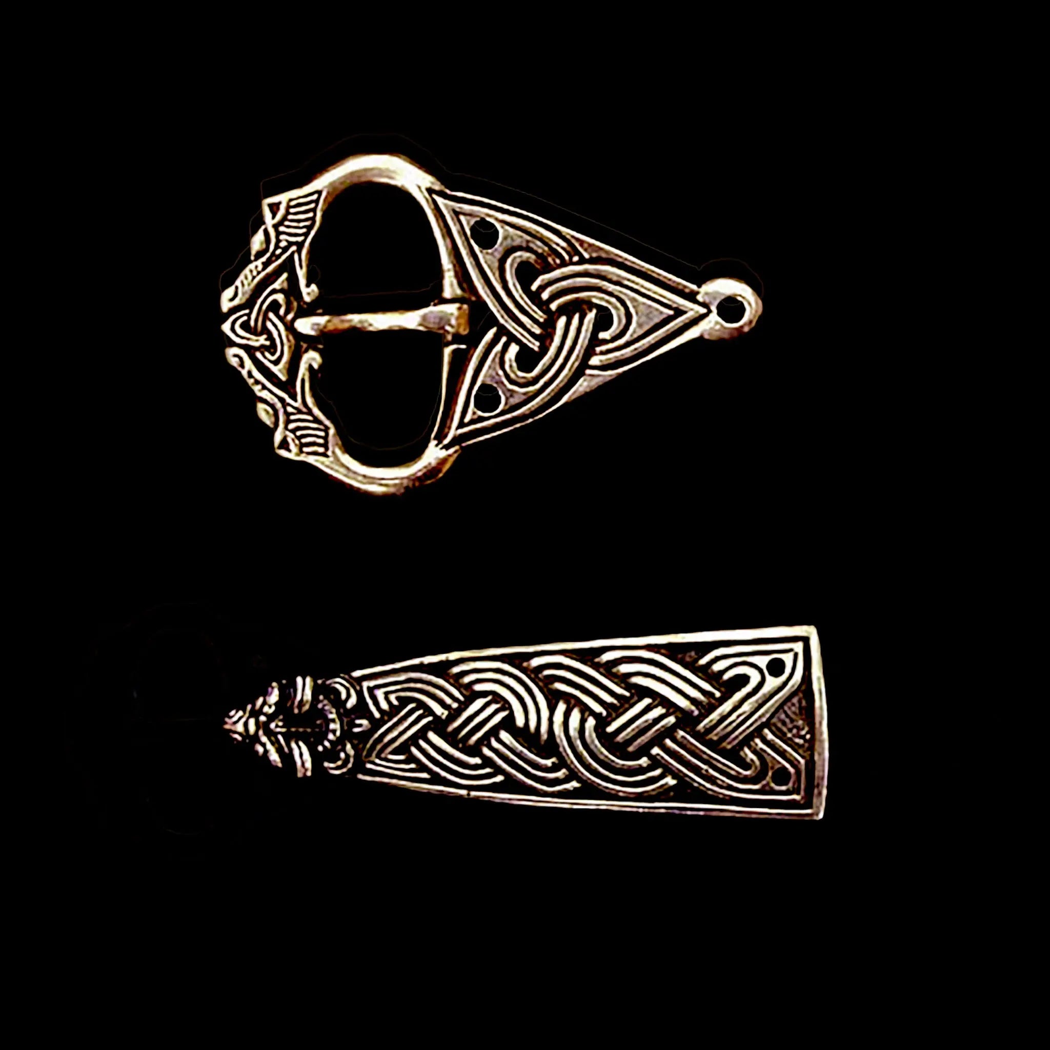 Borre Wolf Head Viking Belt Fittings in Bronze