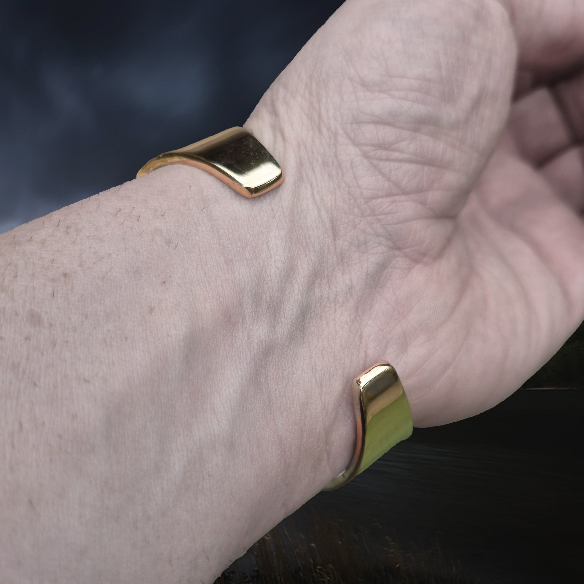Bronze Hiberno-Norse Viking Bracelet / Arm Ring Replica with 1 Dot Design on Wrist - Back View