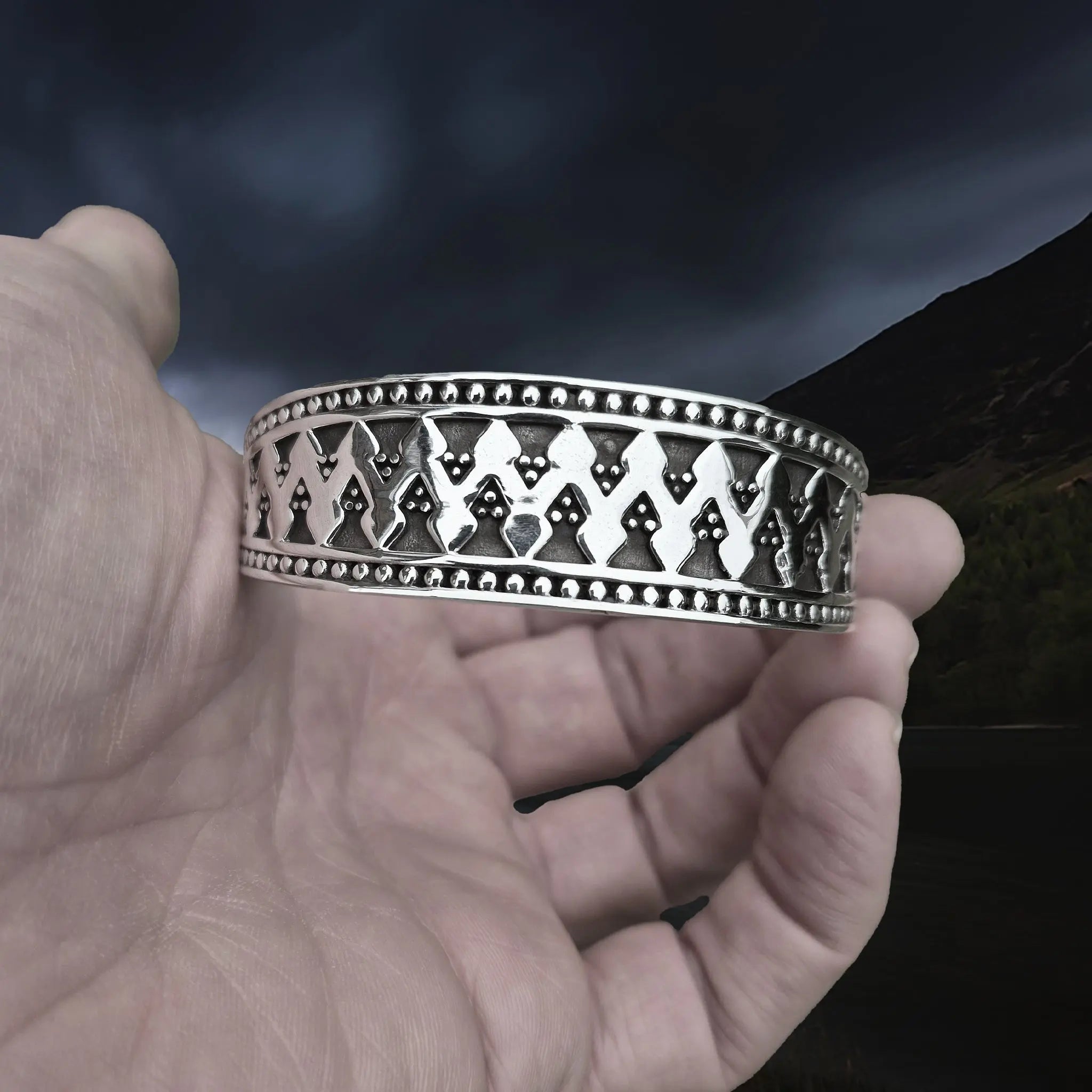 Silver Viking Bracelet / Arm Ring Replica From Anglesey with 3 Dot Design in Hand
