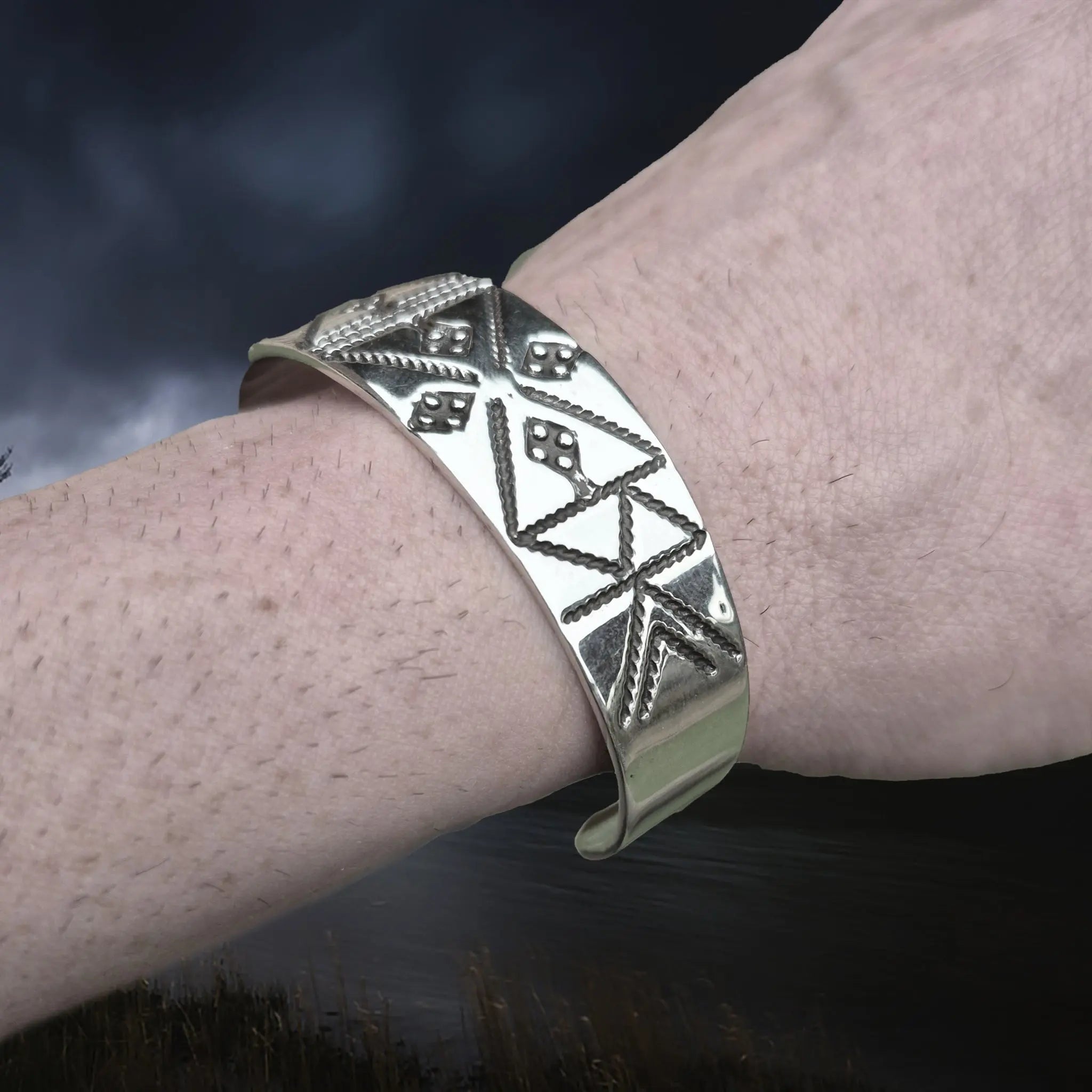 Silver Viking Bracelet / Arm Ring Replica From Anglesey with 4 Dot Design on Wrist - Side View