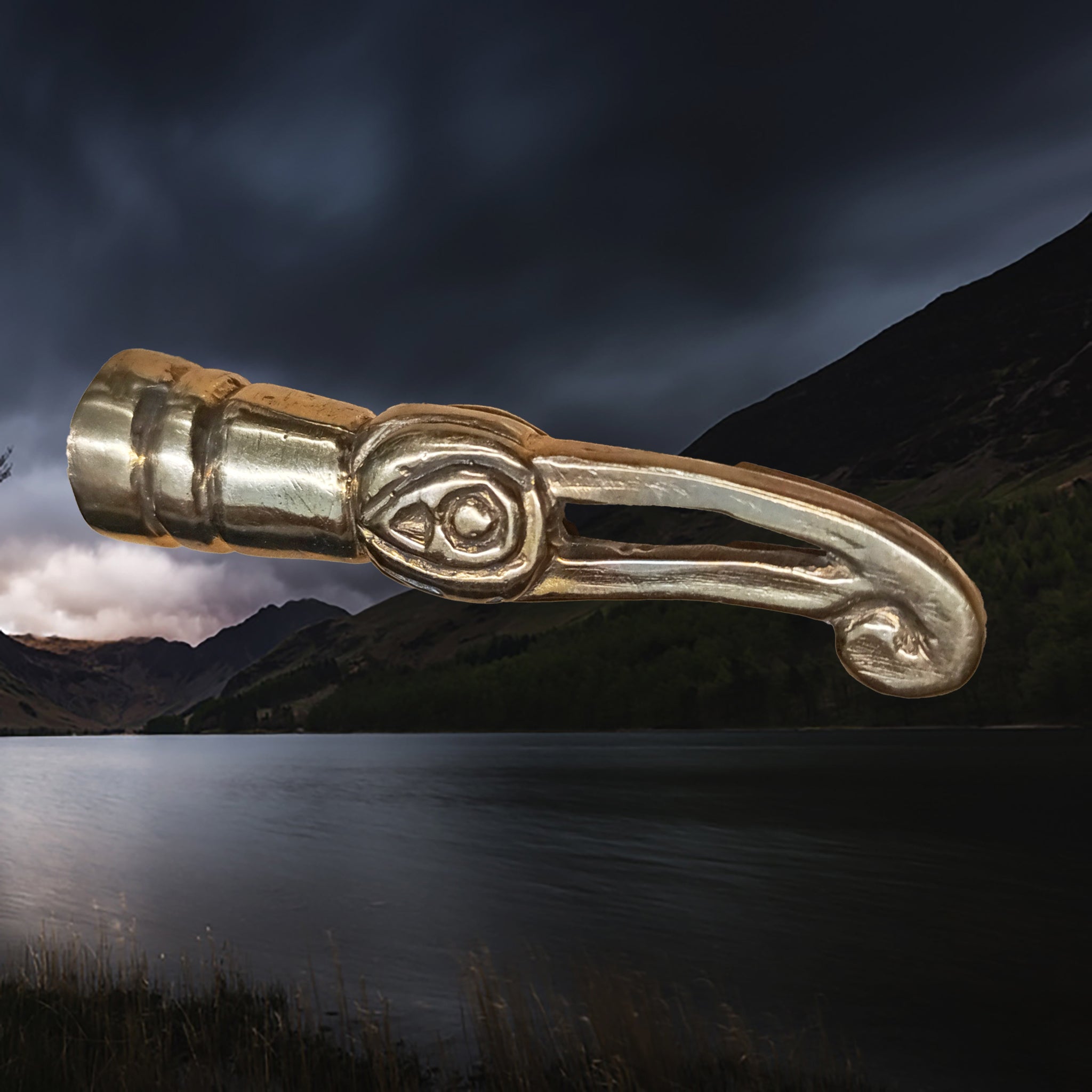 Medium Bronze Viking Drinking Horn Finial with Raven Head