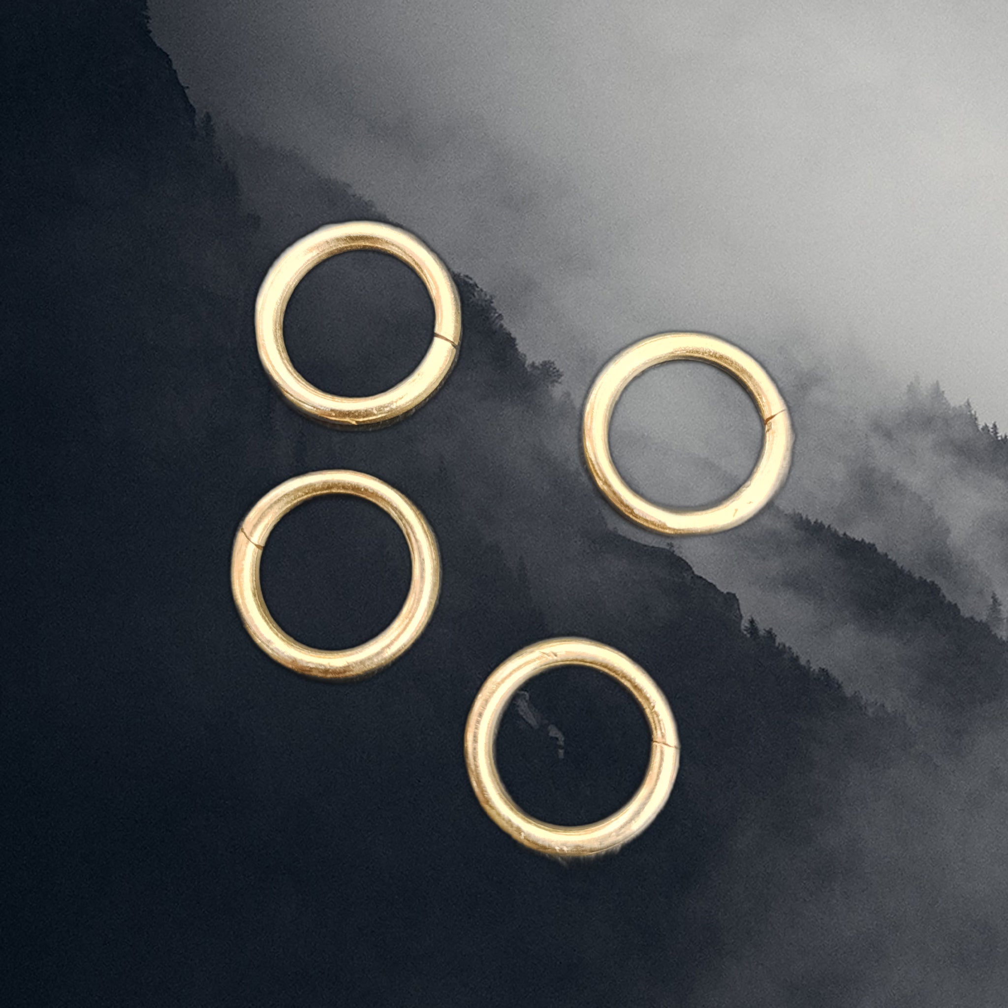 Small Brass Simple Split Rings - Viking Jewelry Fittings