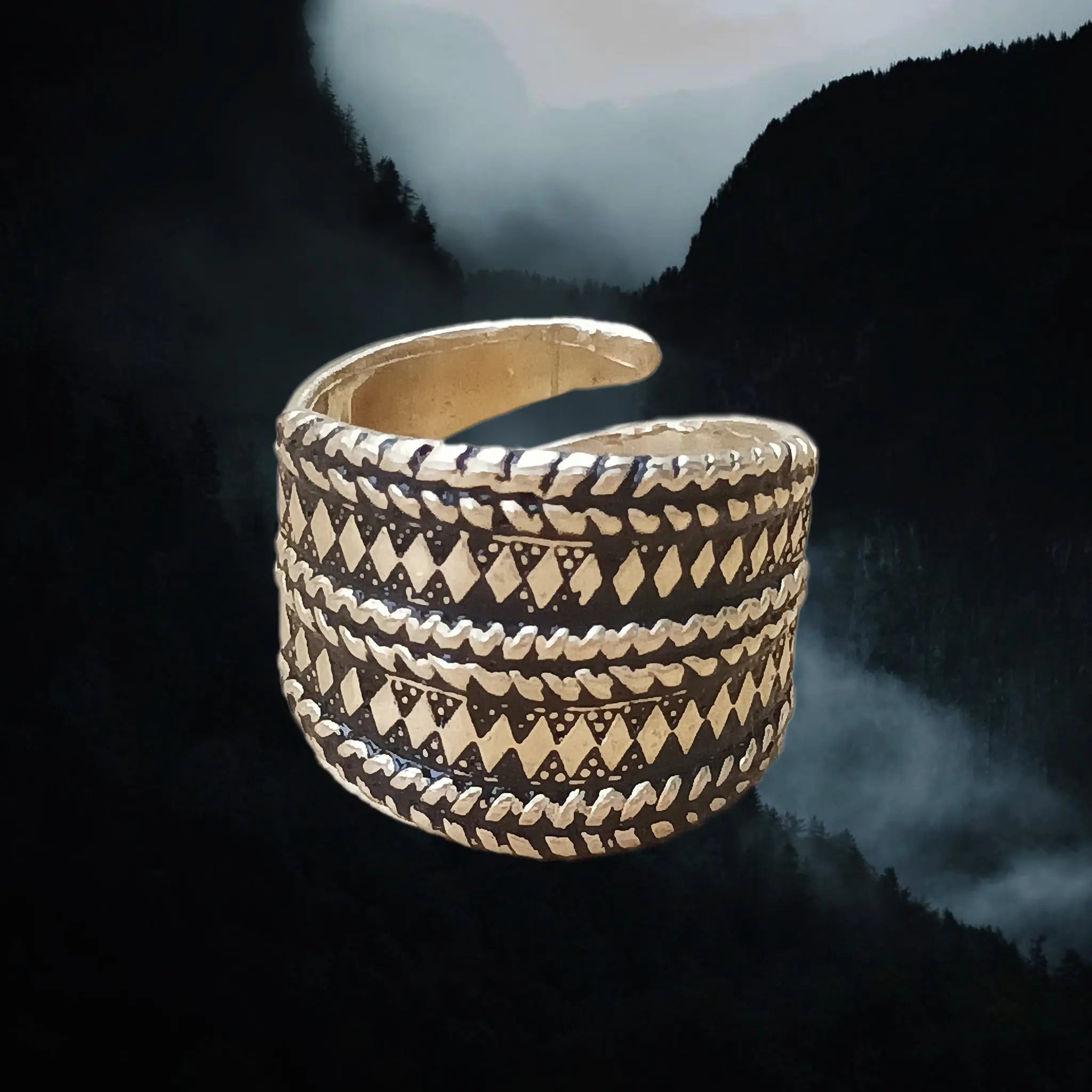 Bronze Replica Ring with Decorated Viking Design