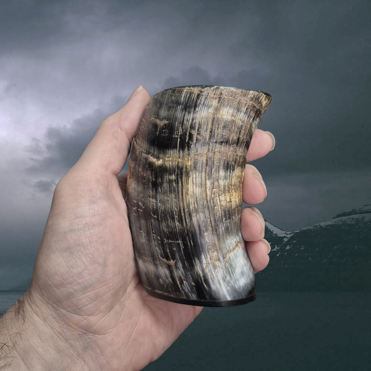 Handmade Rustic Horn Mead / Wine / Beer Cup Replica with Resin Base in Hand - Example 1