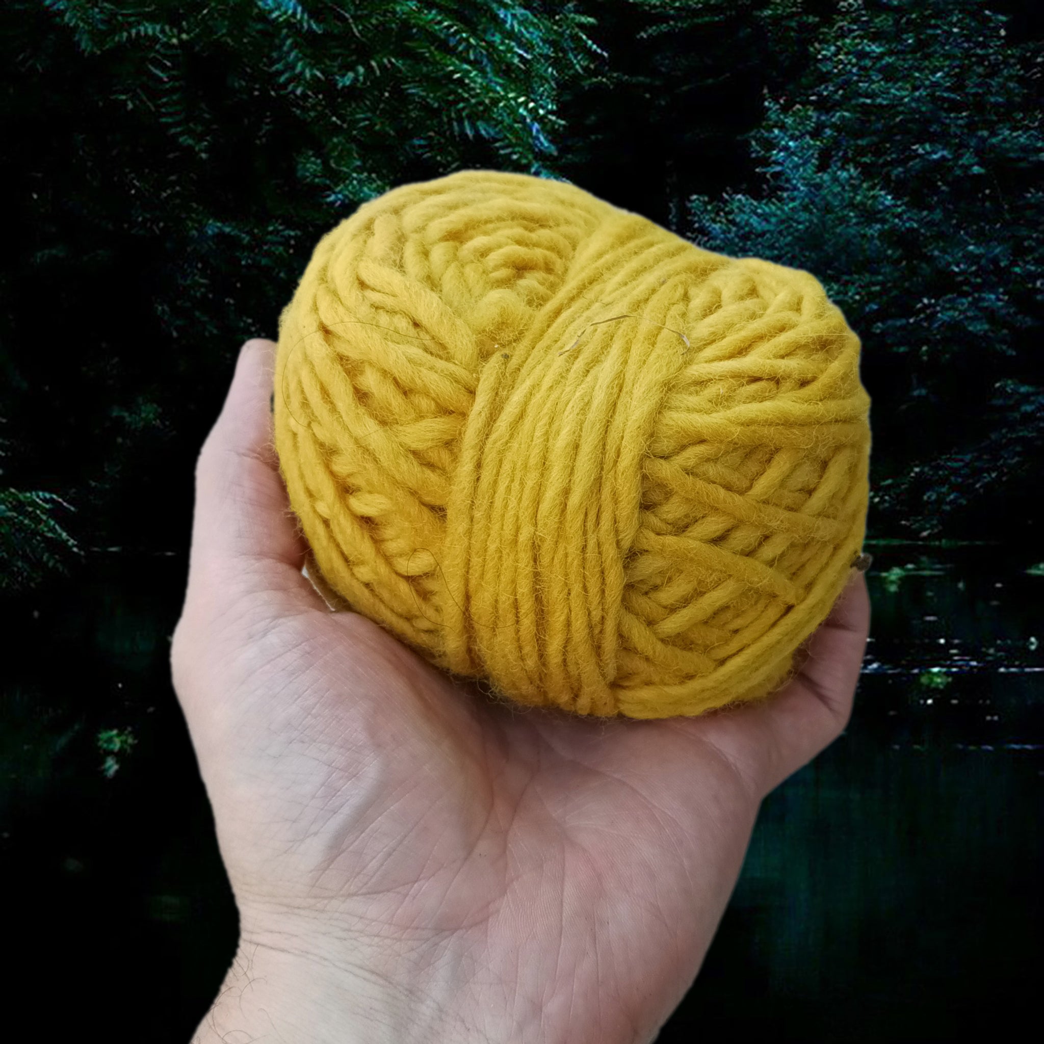 100g Nalbinding Wool Yarn Ball 1/1 - Yellow