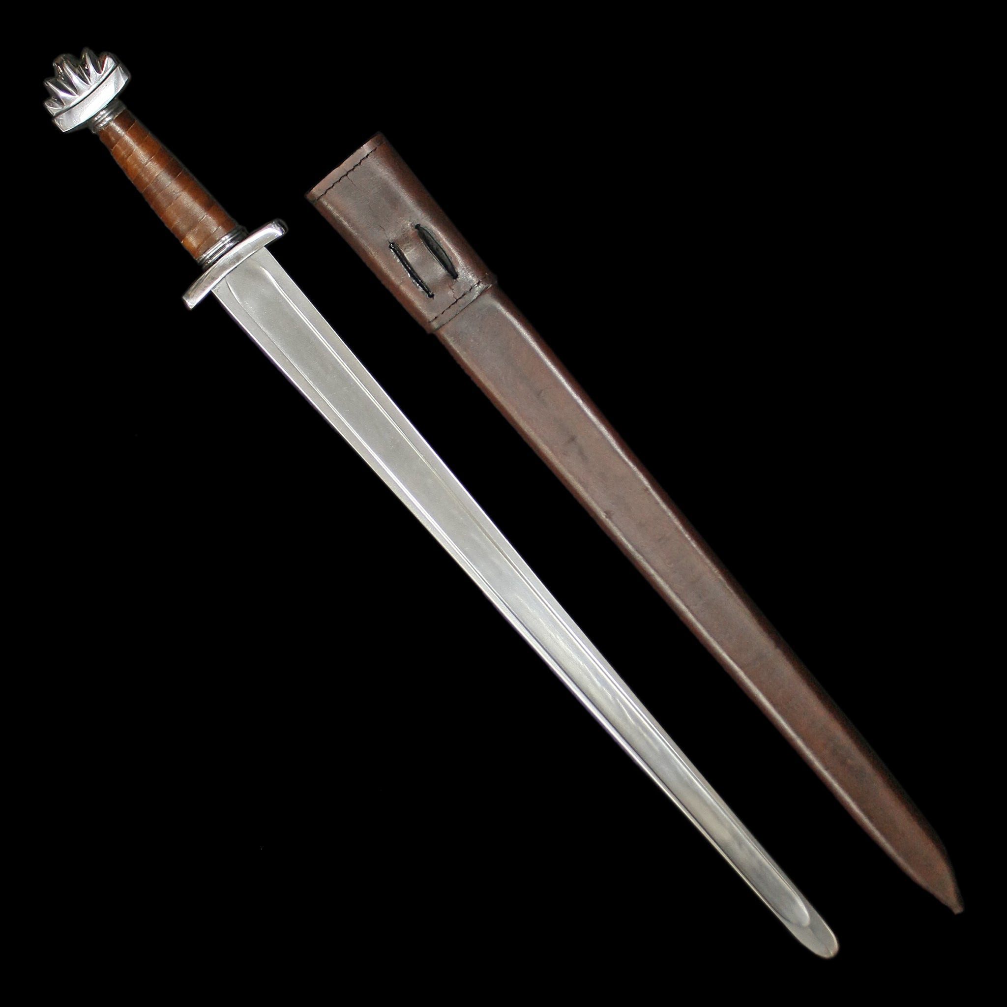 Viking / Saxon Sword with 5 Lobe Pommel with Scabbard