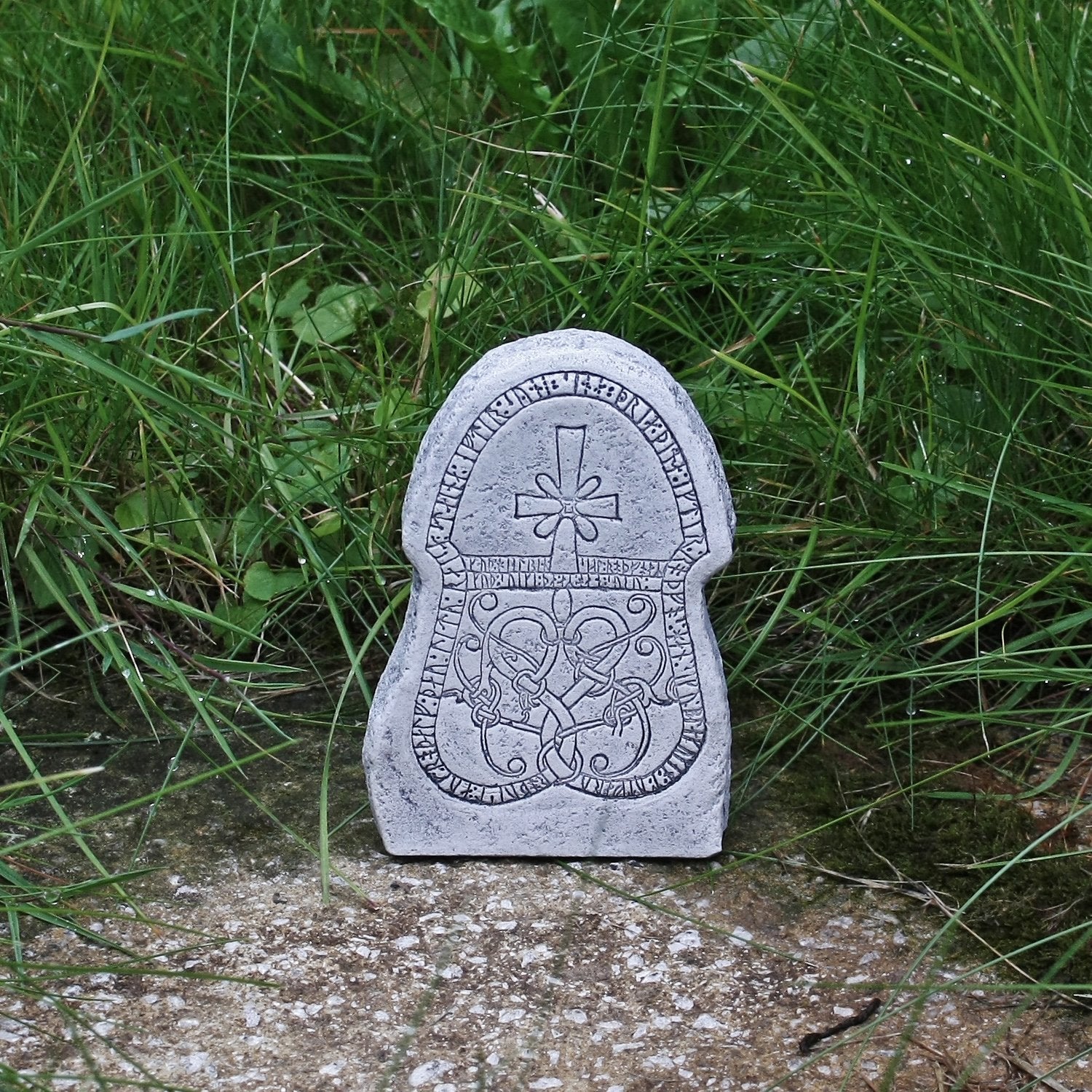 Runestone From Sjonheim Gotland - Runestones