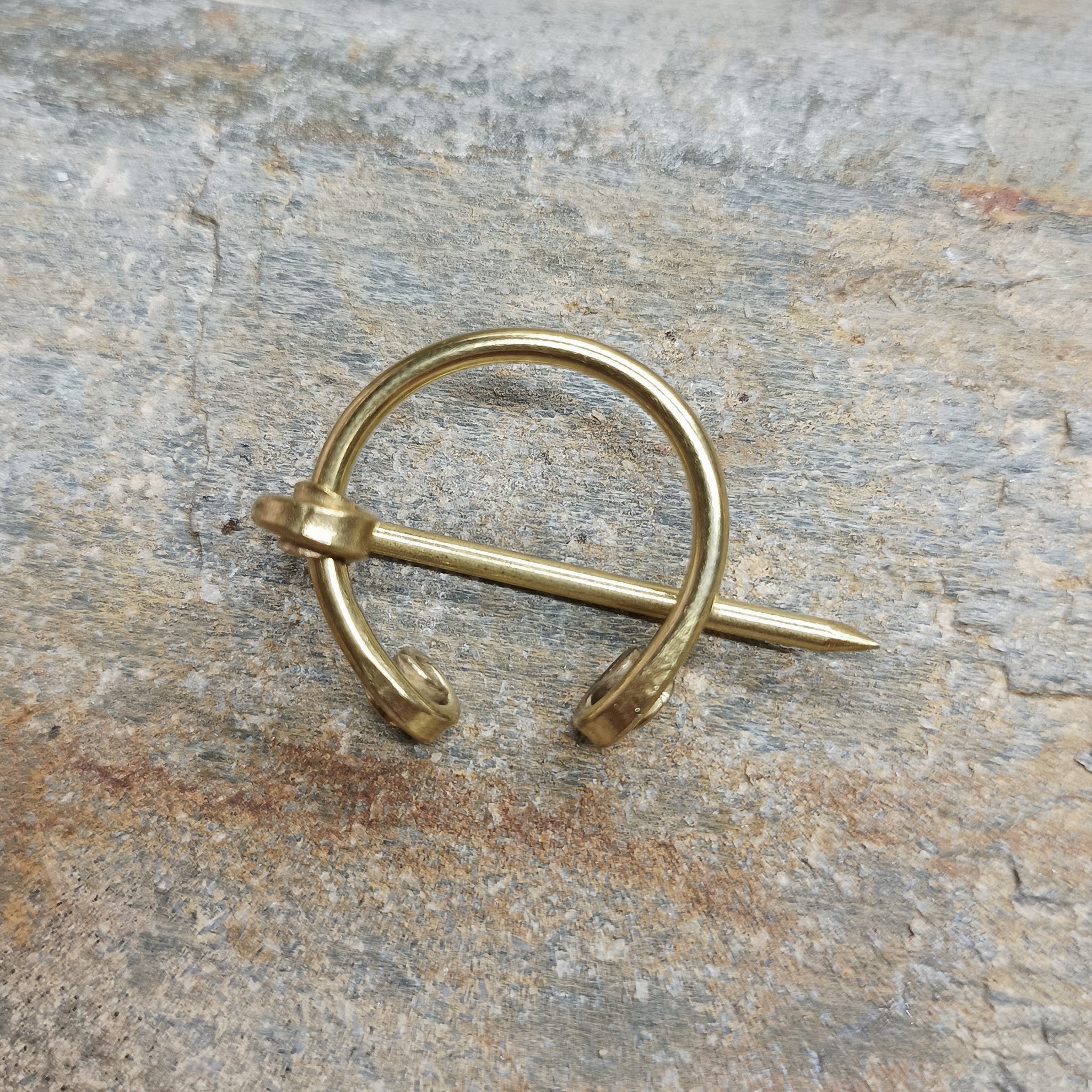 20mm Brass Cloak Pin / Clothes Pin on Rock - Back View