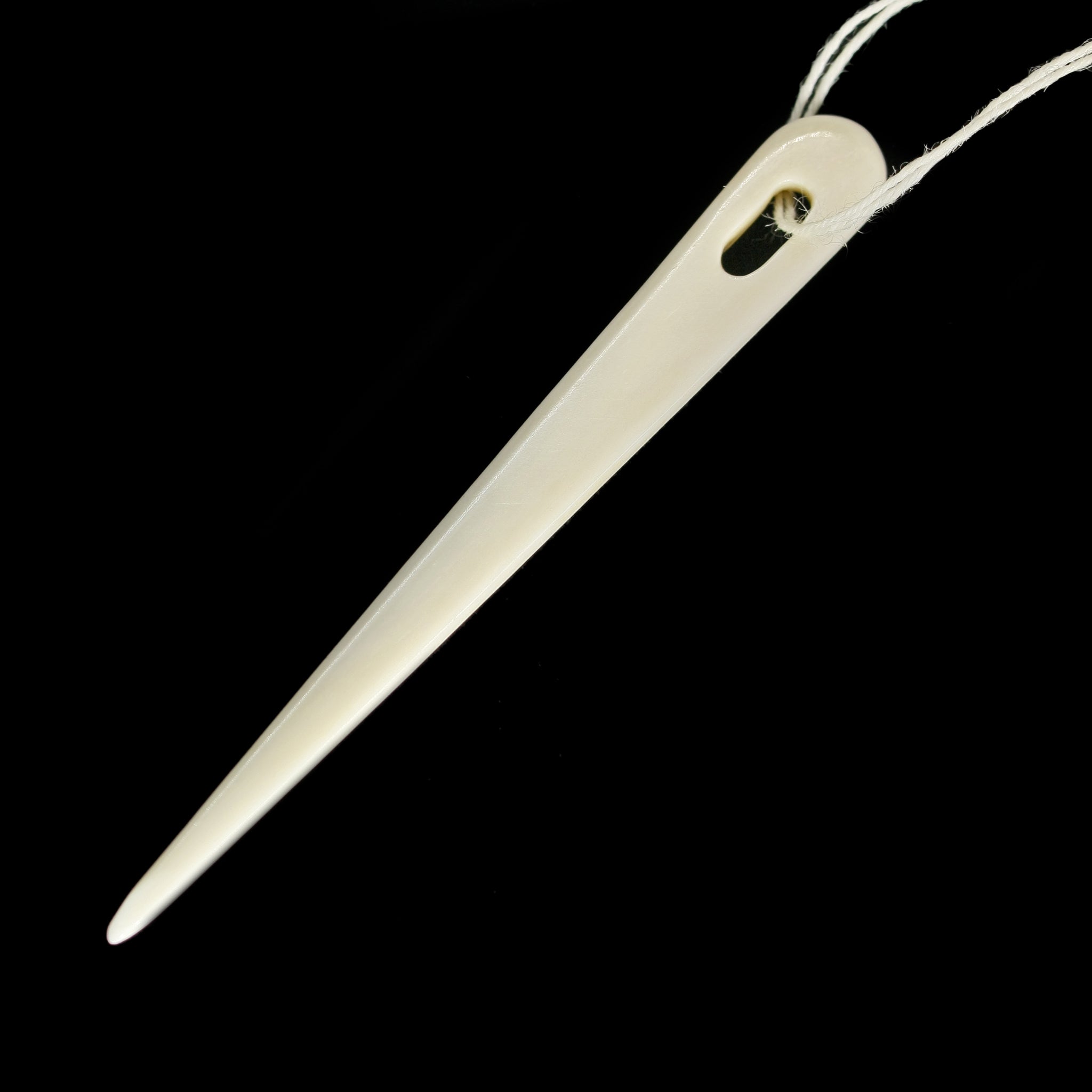 Handmade Bone Nalbinding Needle with Wool