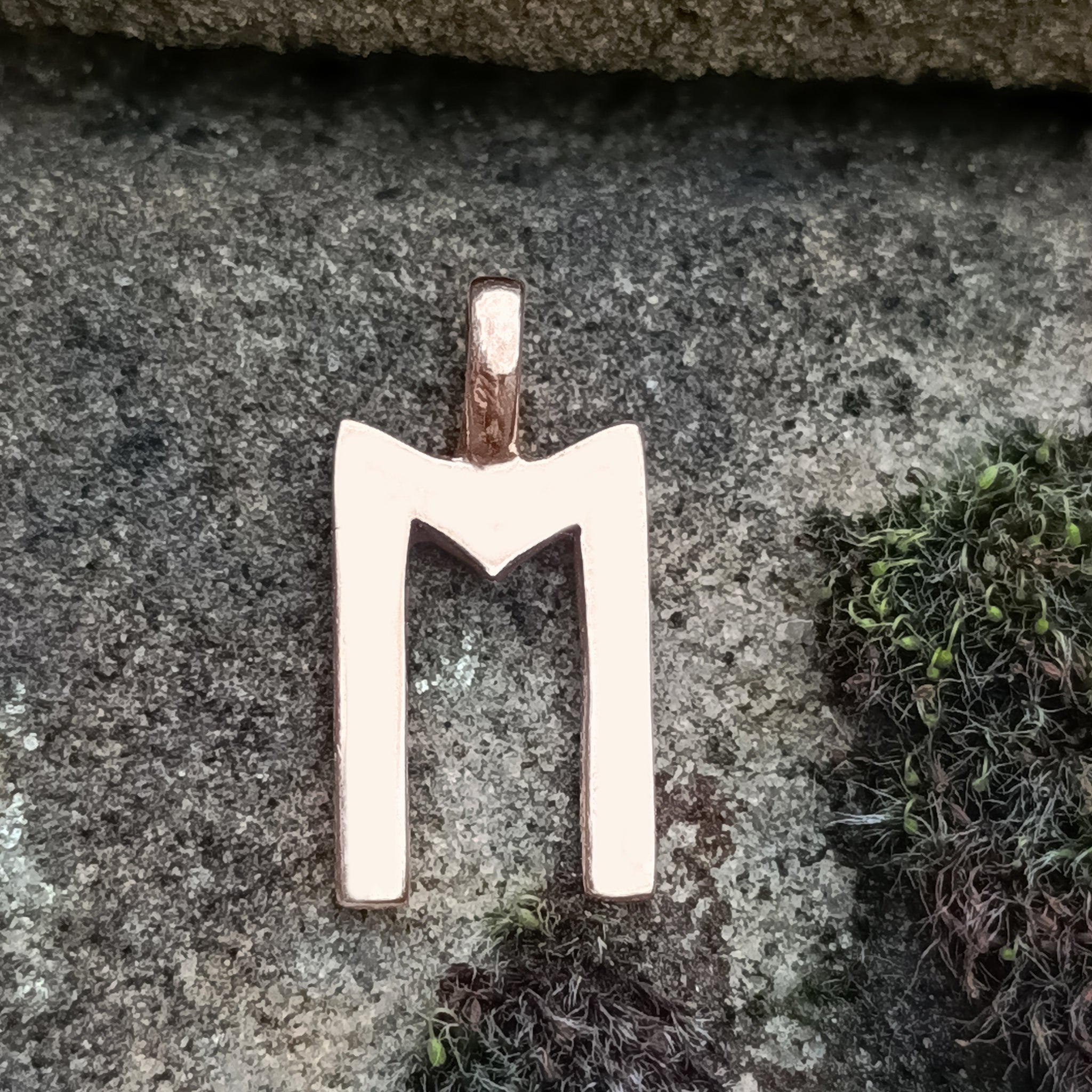 Bronze Elder Futhark Rune - Ehwaz (E)