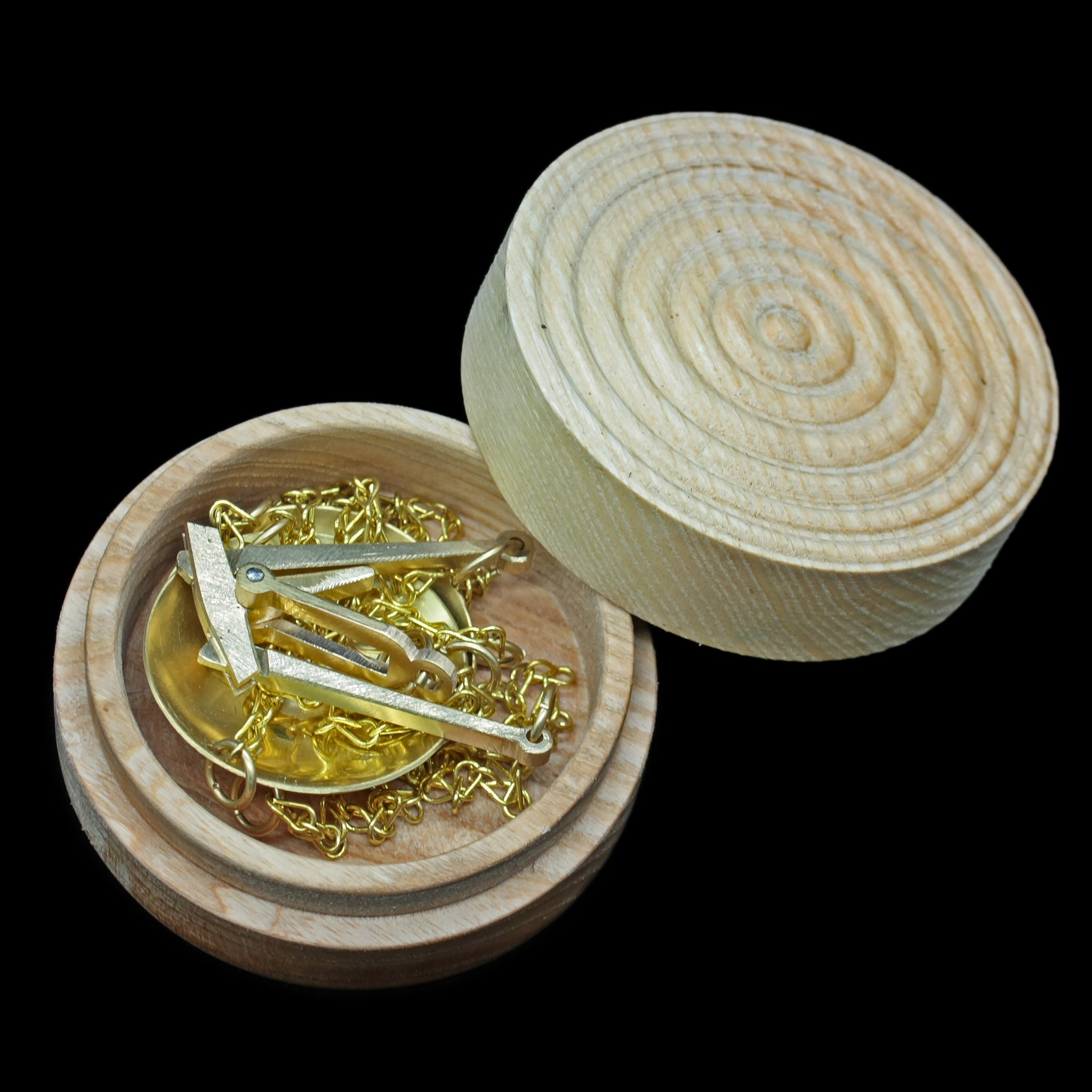 Viking Traders Scales in Birch Wood Case