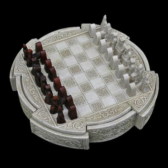 Lewis Chess Sets - Viking Dragon / Jelling Dragon