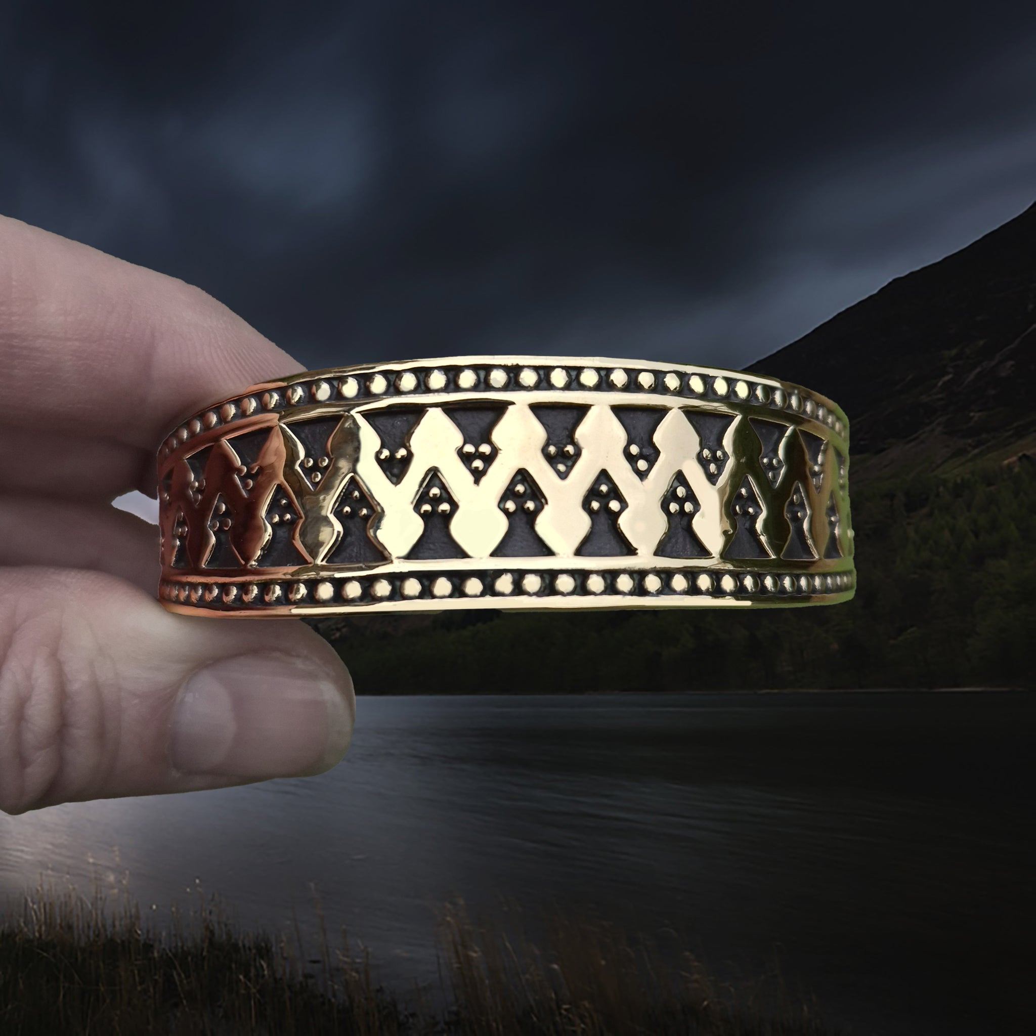Bronze Hiberno-Norse Viking Bracelet / Arm Ring Replica with 3 Dot Design in Fingers