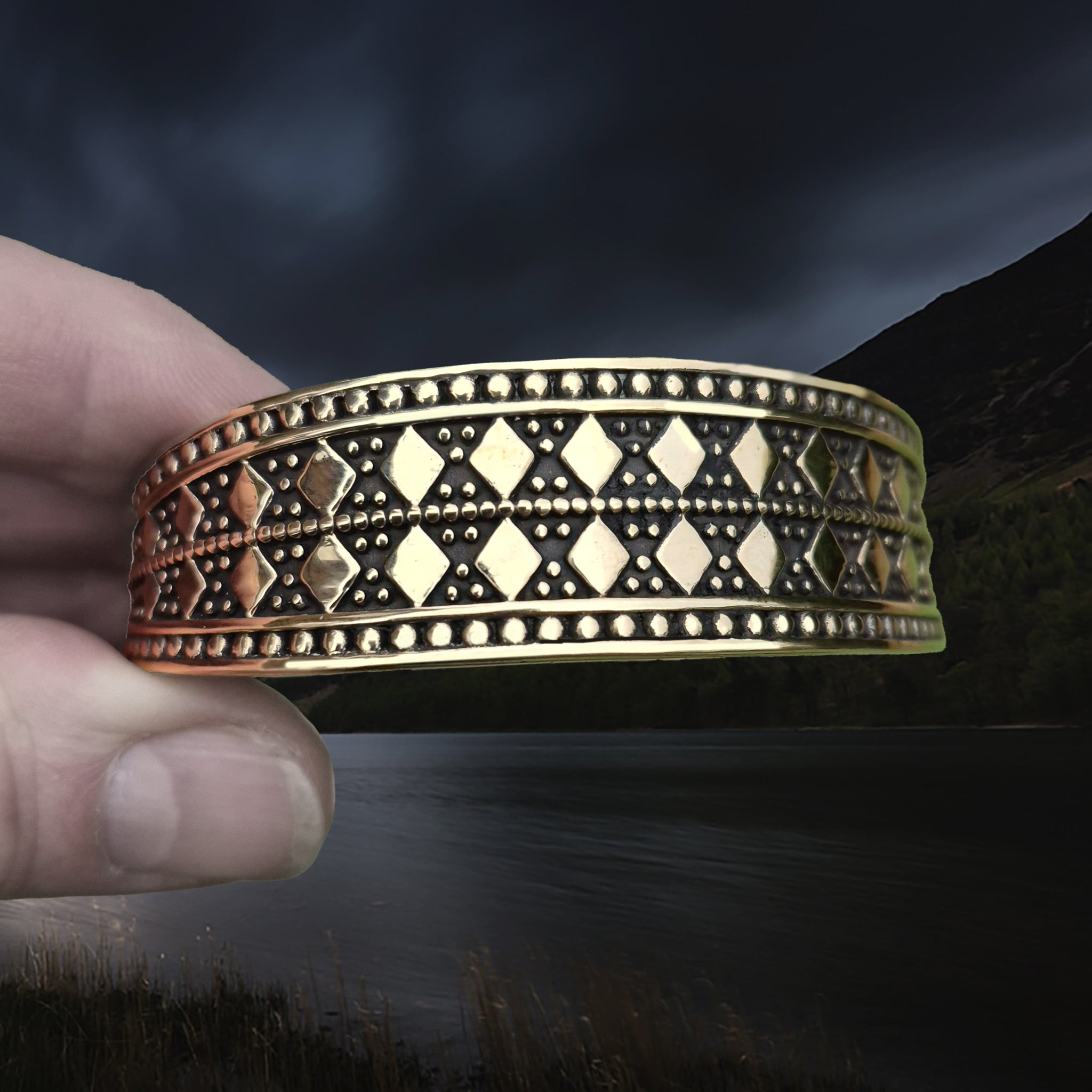 Bronze Hiberno-Norse Viking Bracelet / Arm Ring Replica with 5 Dot Design in Fingers