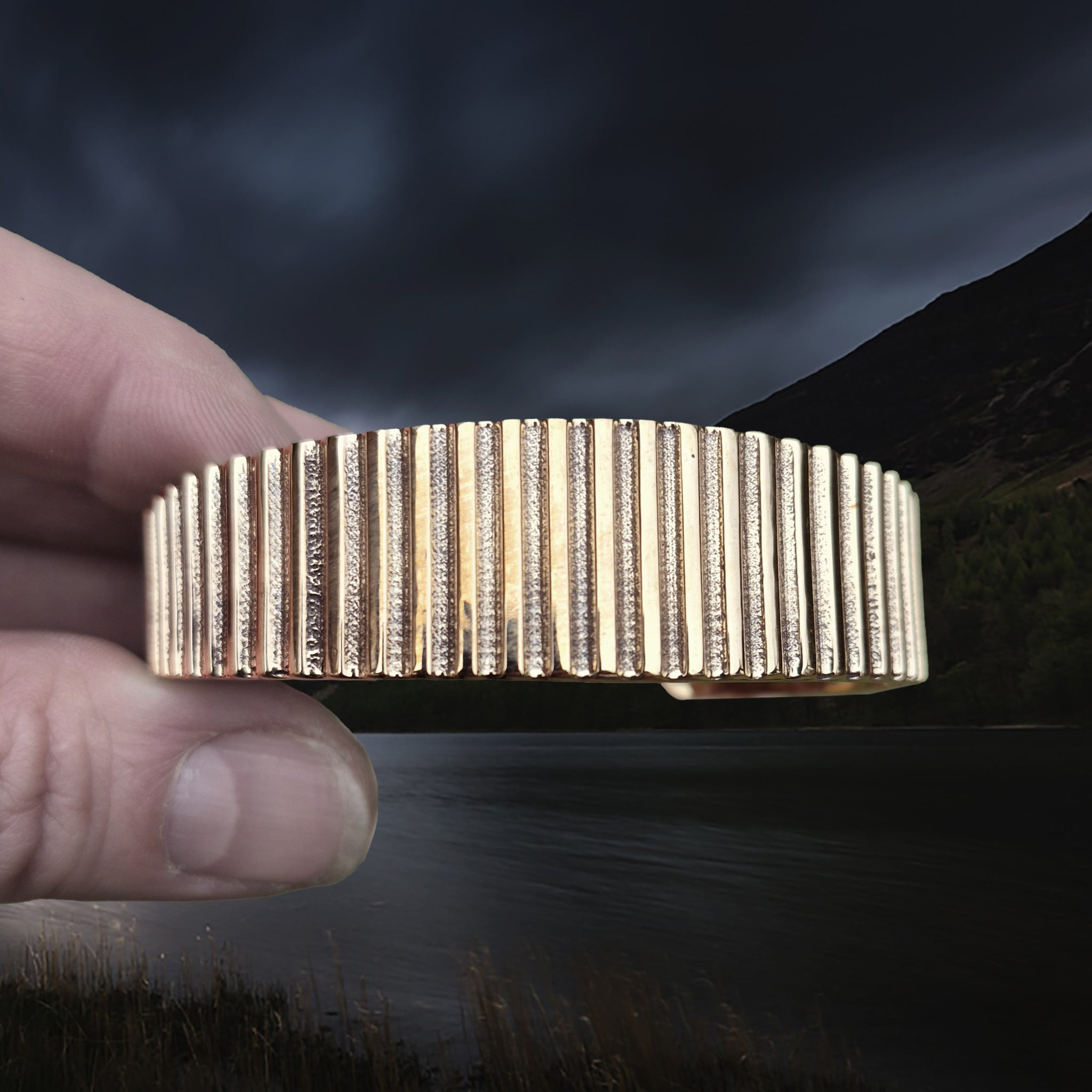 Bronze Hiberno-Norse Viking Bracelet / Arm Ring Replica with Ridge Design in Fingers