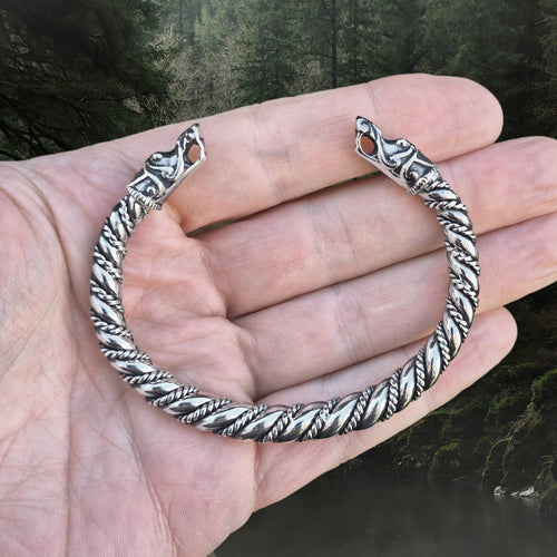 8mm Thick Twisted Silver Arm Ring / Bracelet With Gotlandic Dragon Heads on Hand
