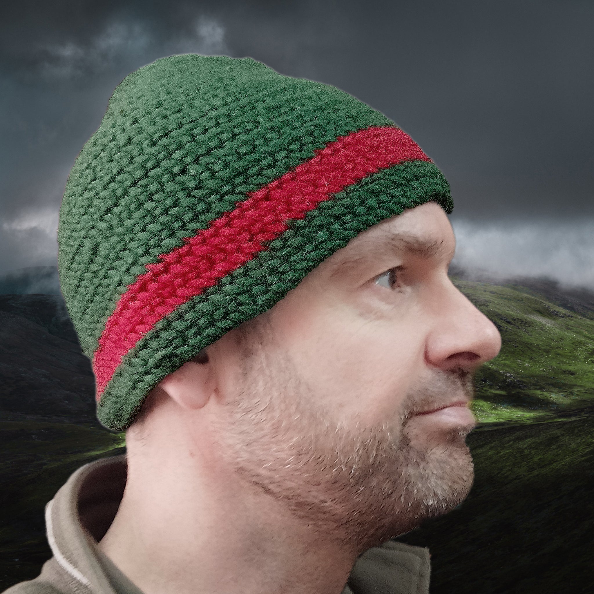 Handmade Wool Viking Nalbinding Hat - Green with Red Stripe