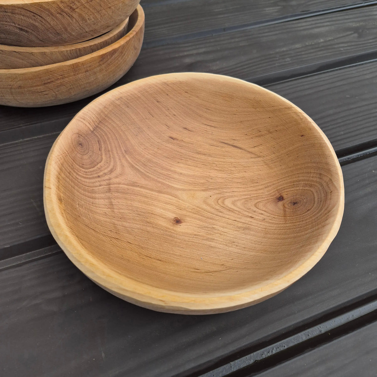 Mittelgroße handgedrechselte Holzschale