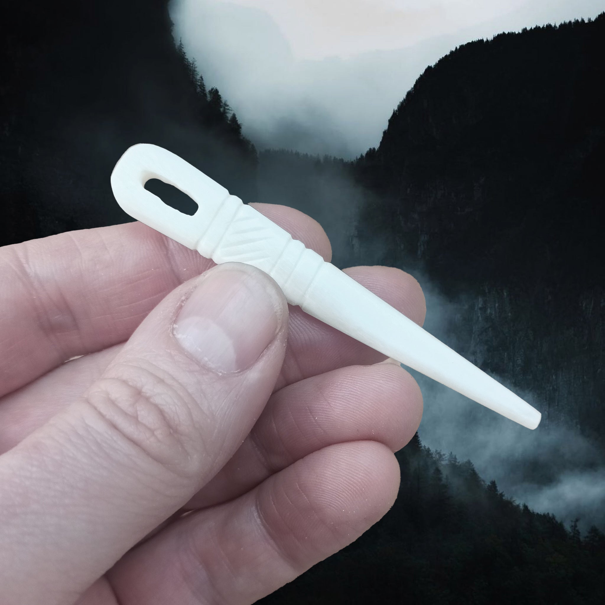 Handmade Bone Viking Nalbinding Needle in Smaller Size with Hand-Carved Decorations in Fingers