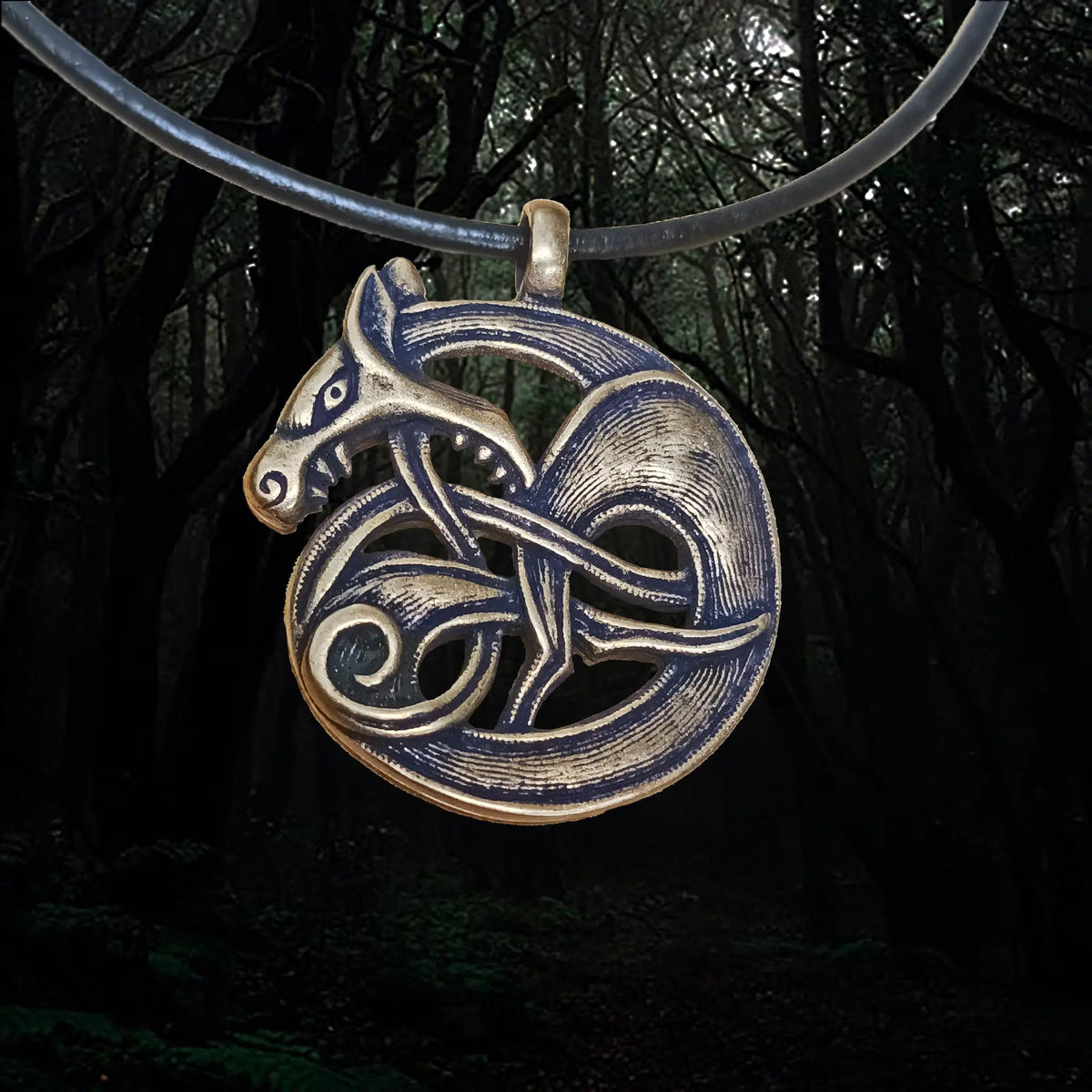 nl-bronze-fenrir-wolf-pendant-
