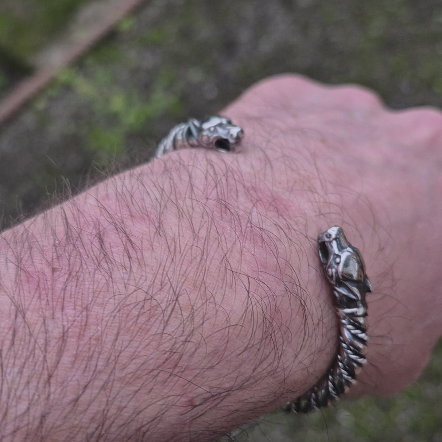 8mm Width Twisted Silver Viking Bracelet / Arm Ring With Ferocious Wolf Heads Showing all Sides