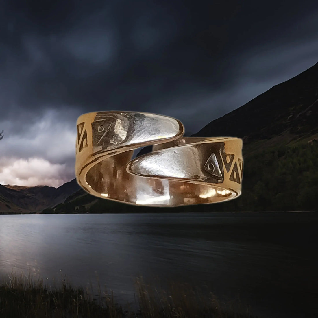 Embossed Replica Viking Ring in Bronze - Viking Jewelry