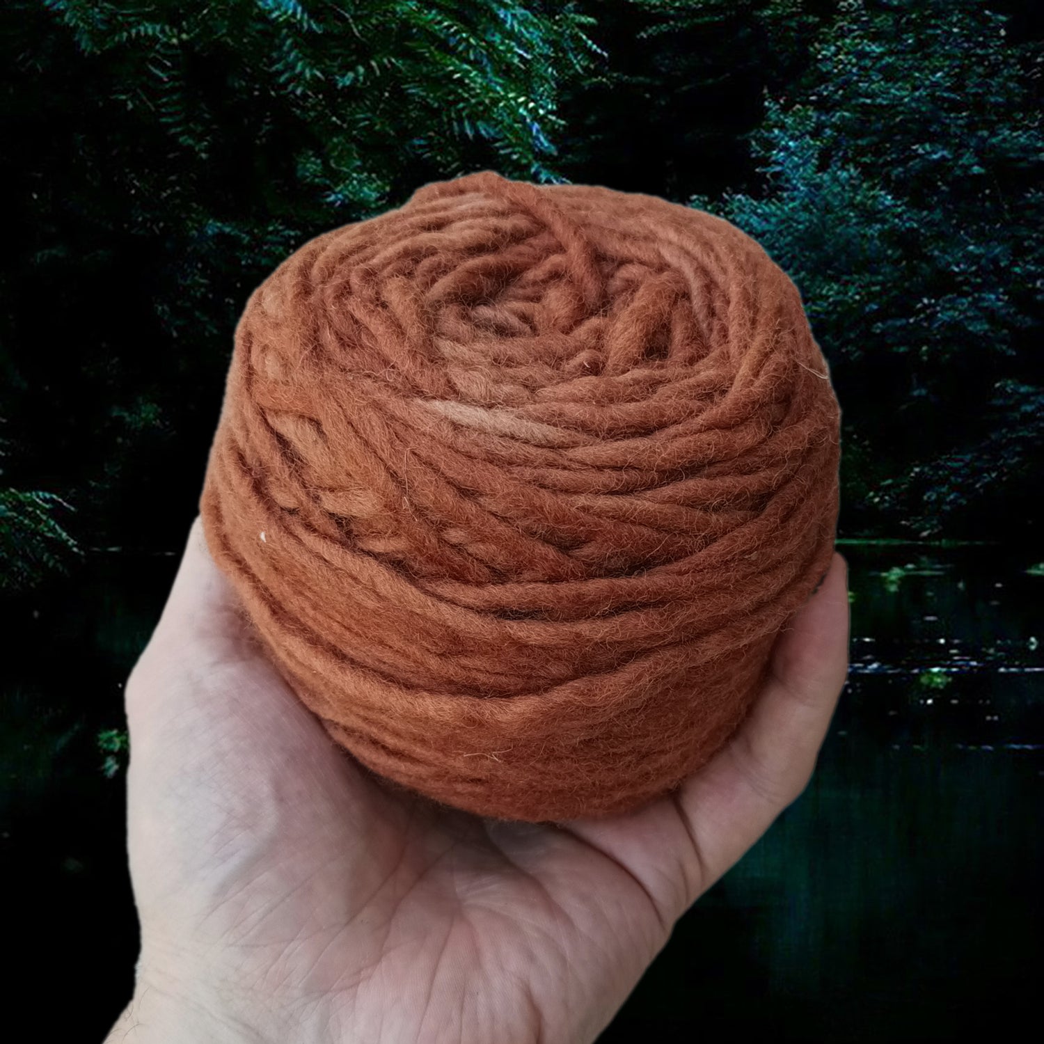 100g Plant Dyed / Natural Nalbinding Wool Yarn Balls