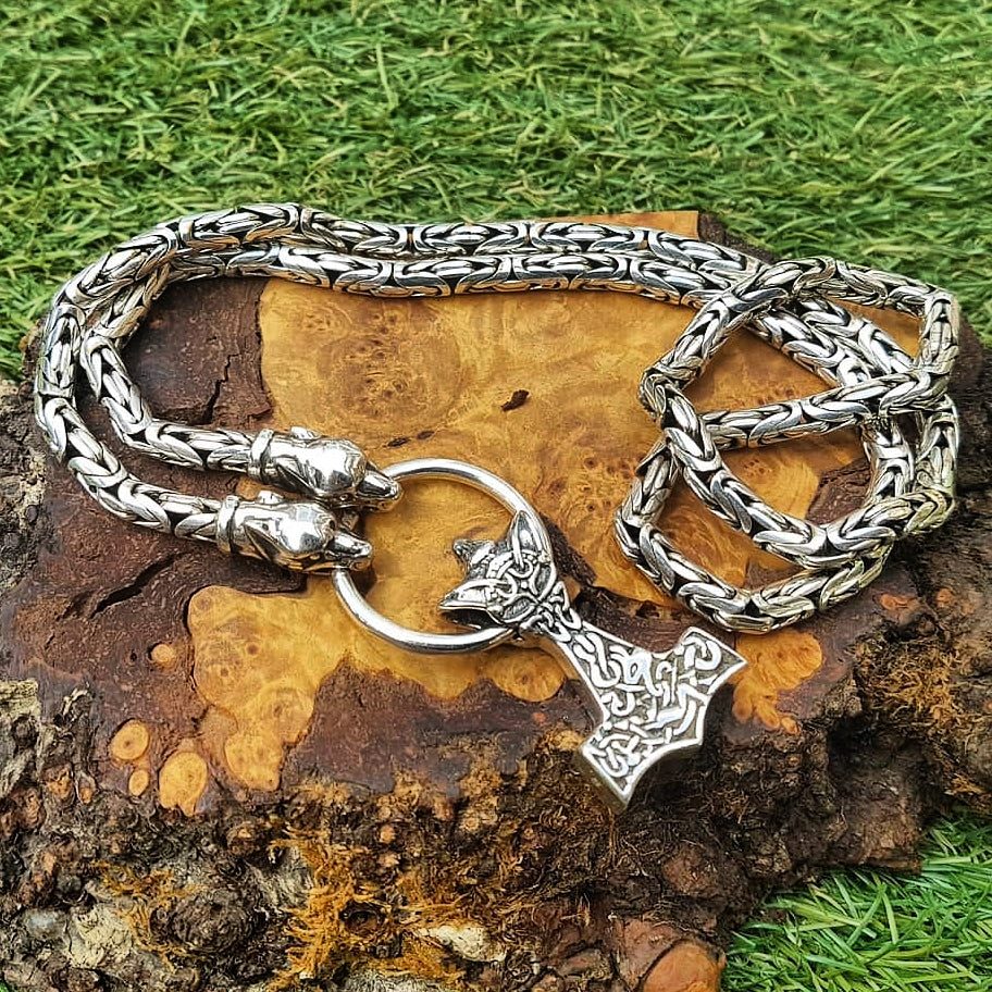 Silver King Chain Thor's Hammer Necklace with Ferocious Wolf Heads and Wolf Hammer