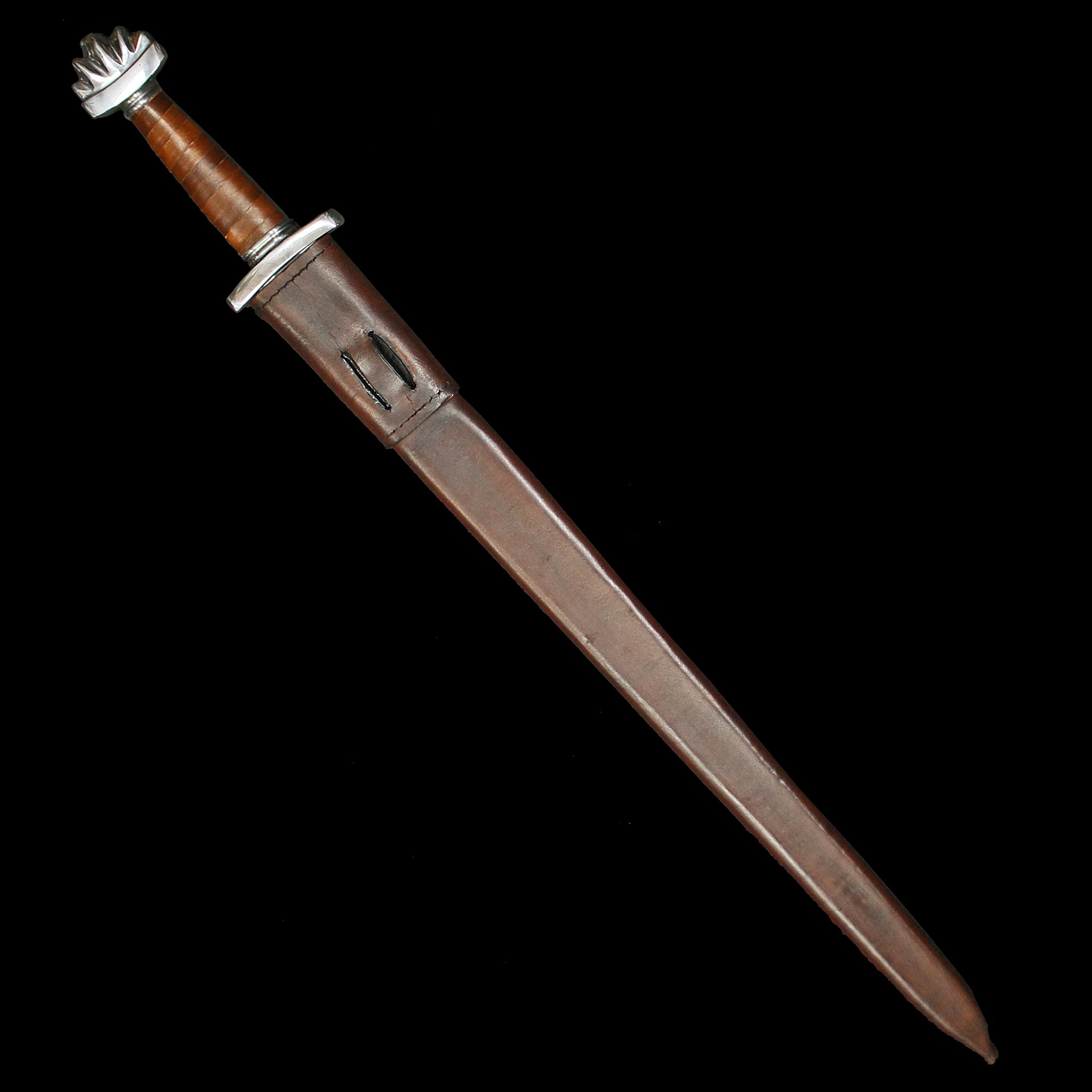 Viking / Saxon Sword with 5 Lobe Pommel in Scabbard
