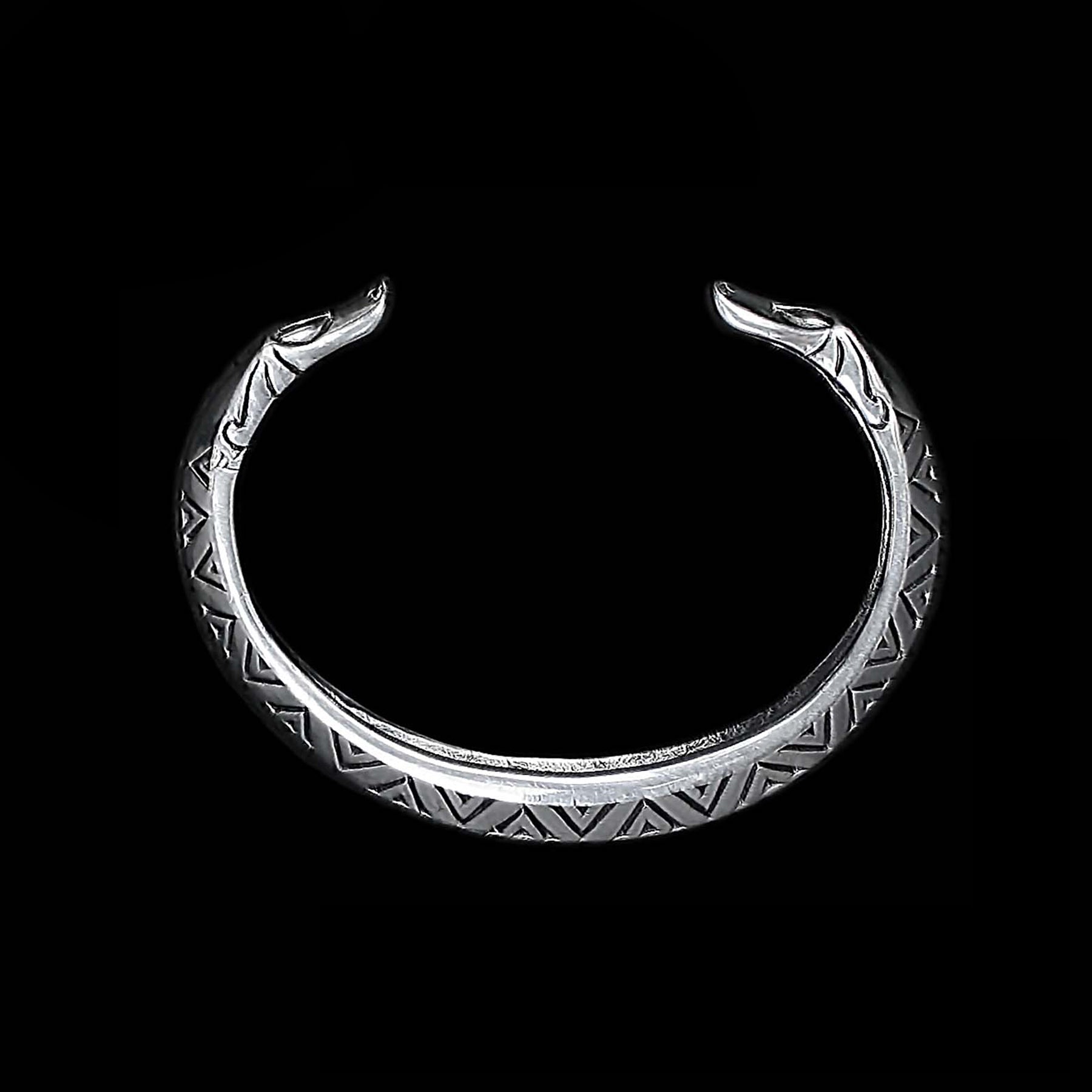Silver Thor's Protection Runic Bracelet / Arm Ring - Extra Large