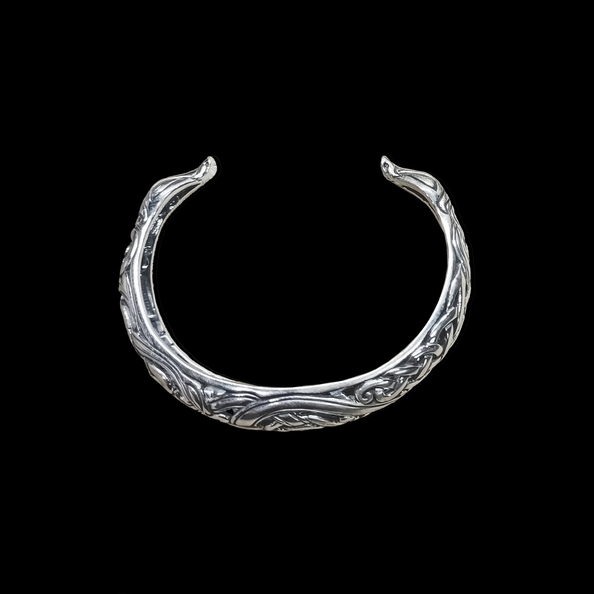 Silver Urnes Dragon Bracelet - Medium Size
