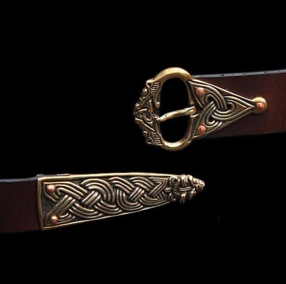 High Status Viking Belt With Bronze Fittings - Brown / Borre Style With Wolf Head - Belts & Fittings