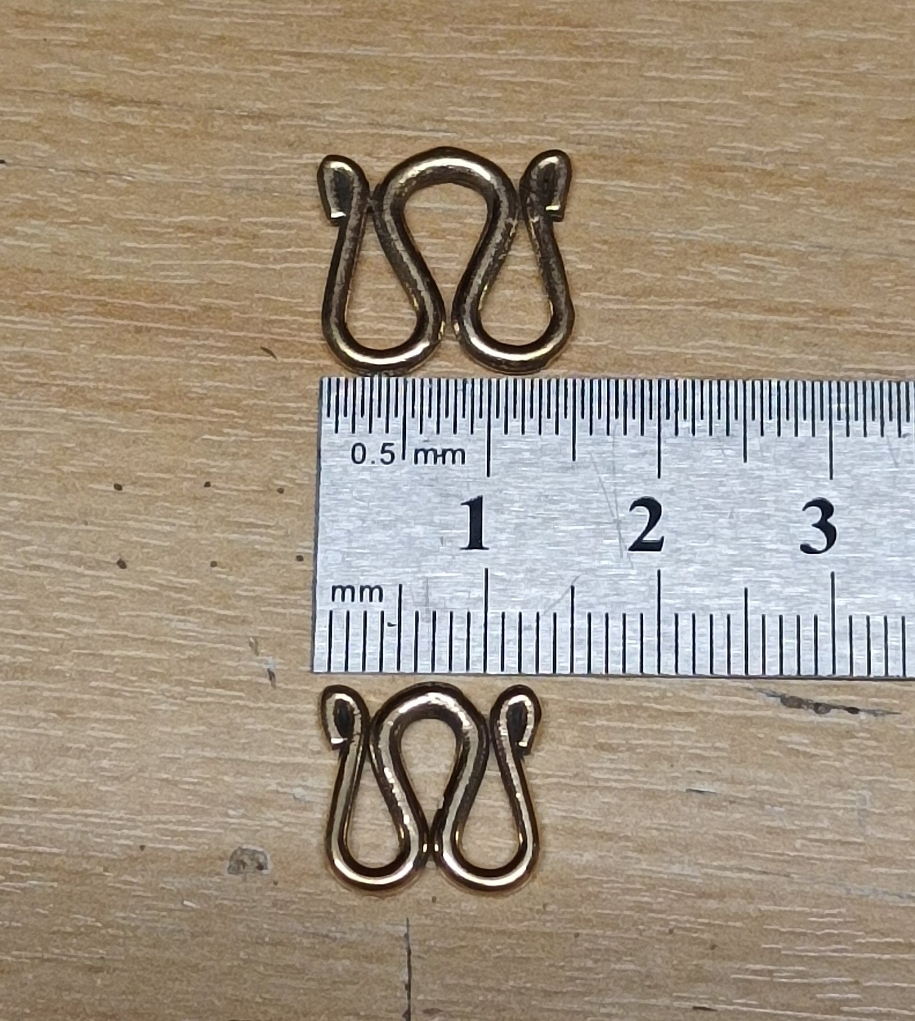 Medium and Bronze Butterfly Fittings with Scale