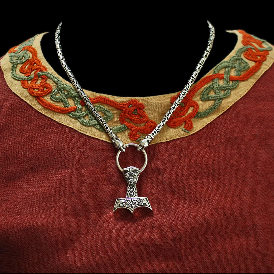 Silver King Chain Thor's Hammer Necklace with Ferocious Wolf Heads, Split Ring, Ferocious Thor's Hammer - Viking Jewelry
