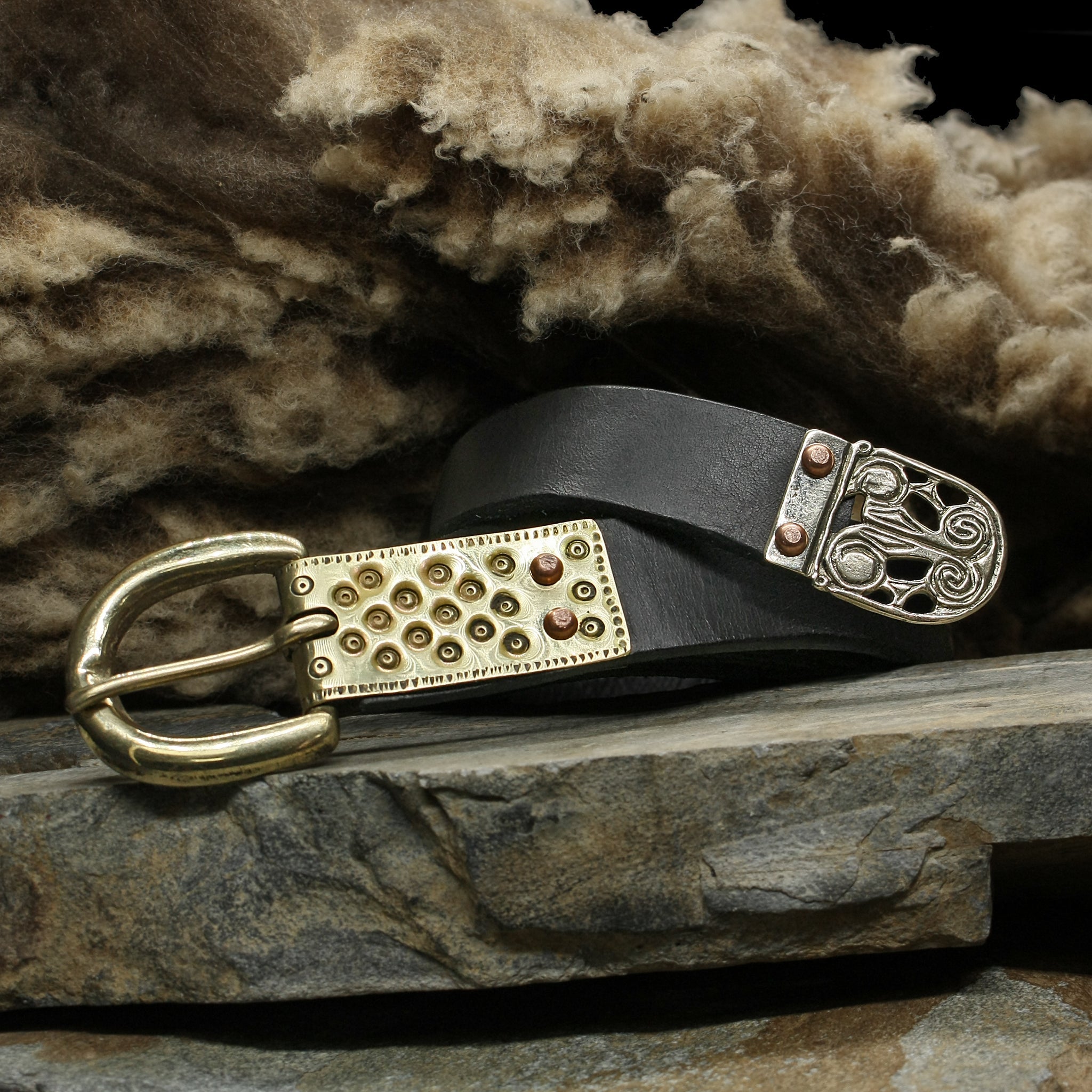 Brown Leather Viking Belt with 25mm (1 inch) Brass Buckle, Embossed Brass Buckle Plate, Bronze Hiberno-Norse Strap End