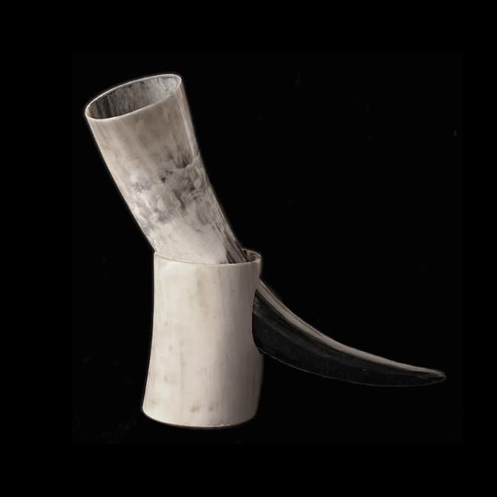 Polished Horn With Horn Stand - Drinking Horns
