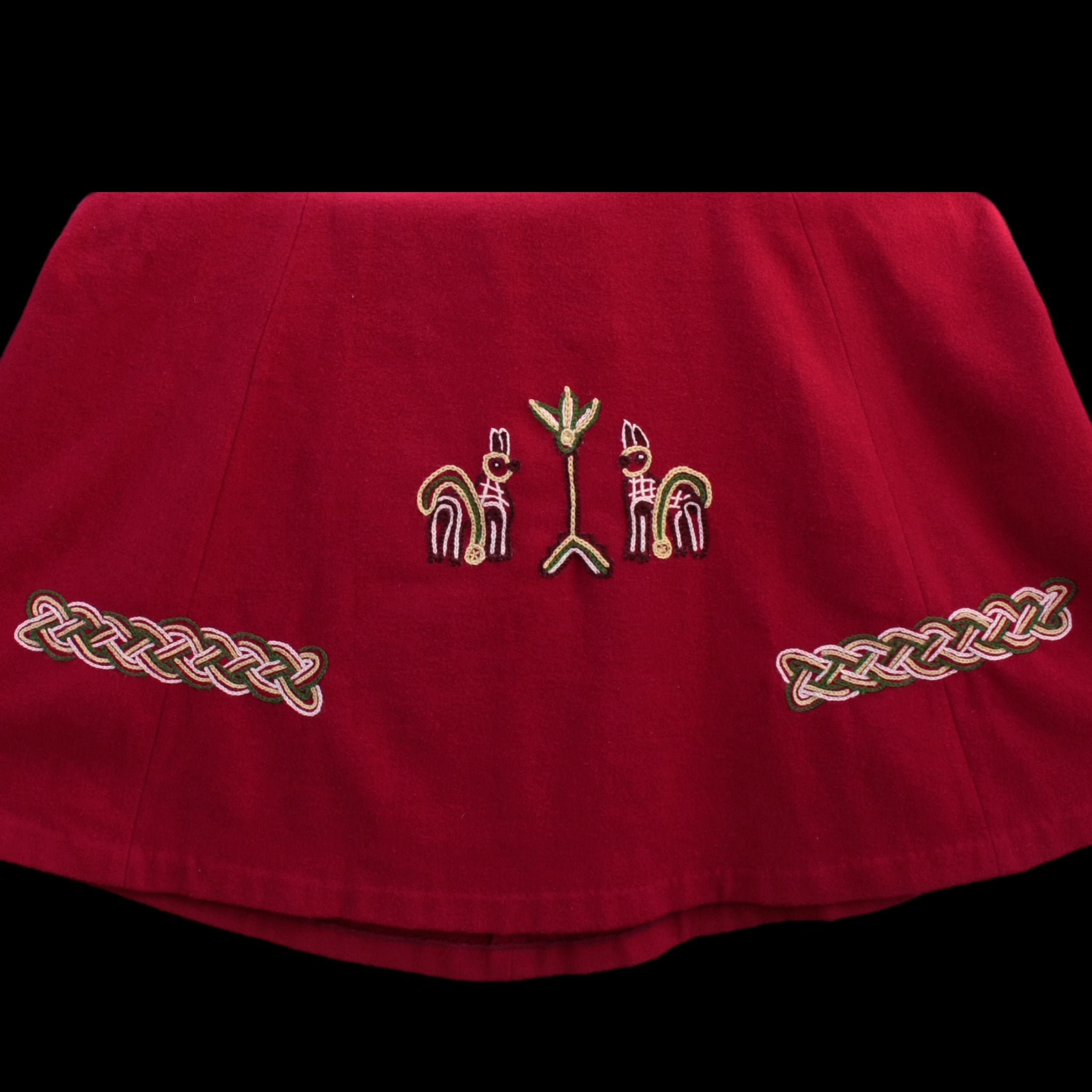 Women's Wool Viking Hangerock Embroidery - Red
