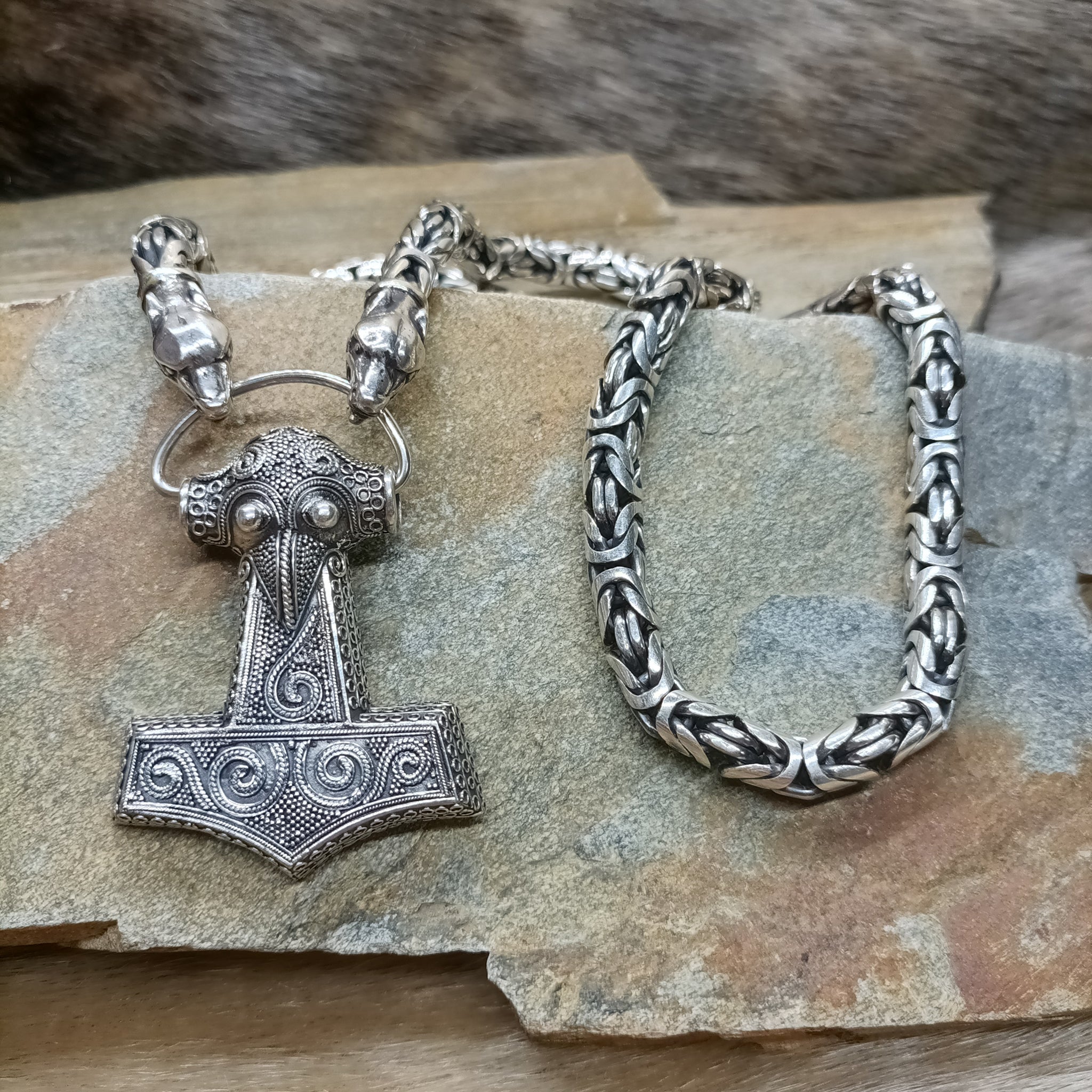 8mm Thick Silver King Chain Thors Hammer Necklace with Ferocious Wolf Heads and Large Silver Kabara Thors Hammer on Rock