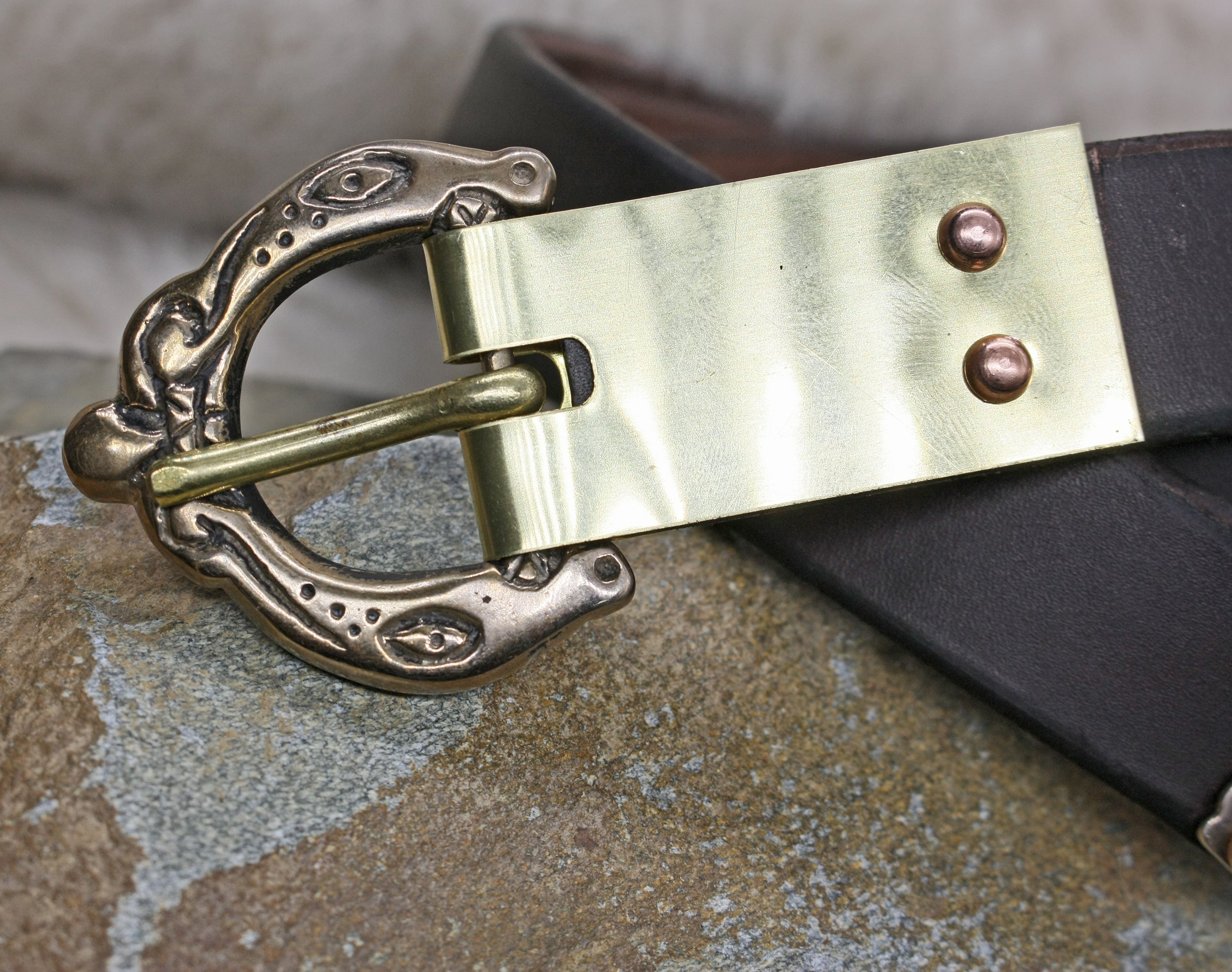 Bronze Liverpool Buckle with Brass Buckle Plate