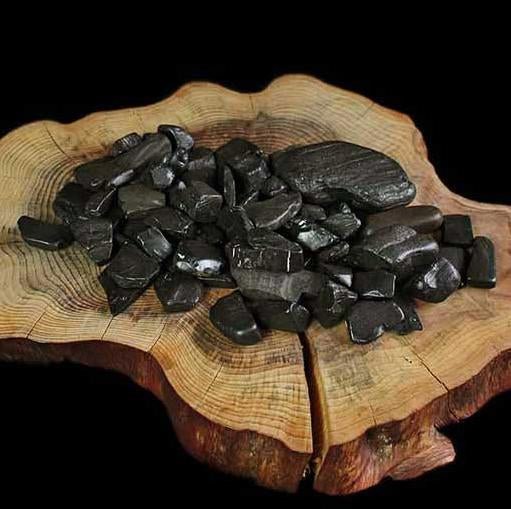 Whitby Jet Pieces - Whitby Jet